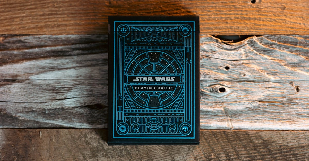 Самодельная настольная игра в стиле Дикого Запада с картами и фишками